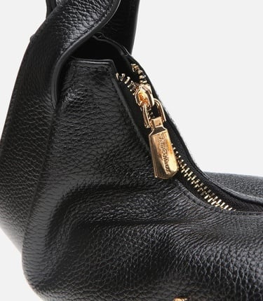  Kadın Deri Siyah Çapraz Askılı Çanta