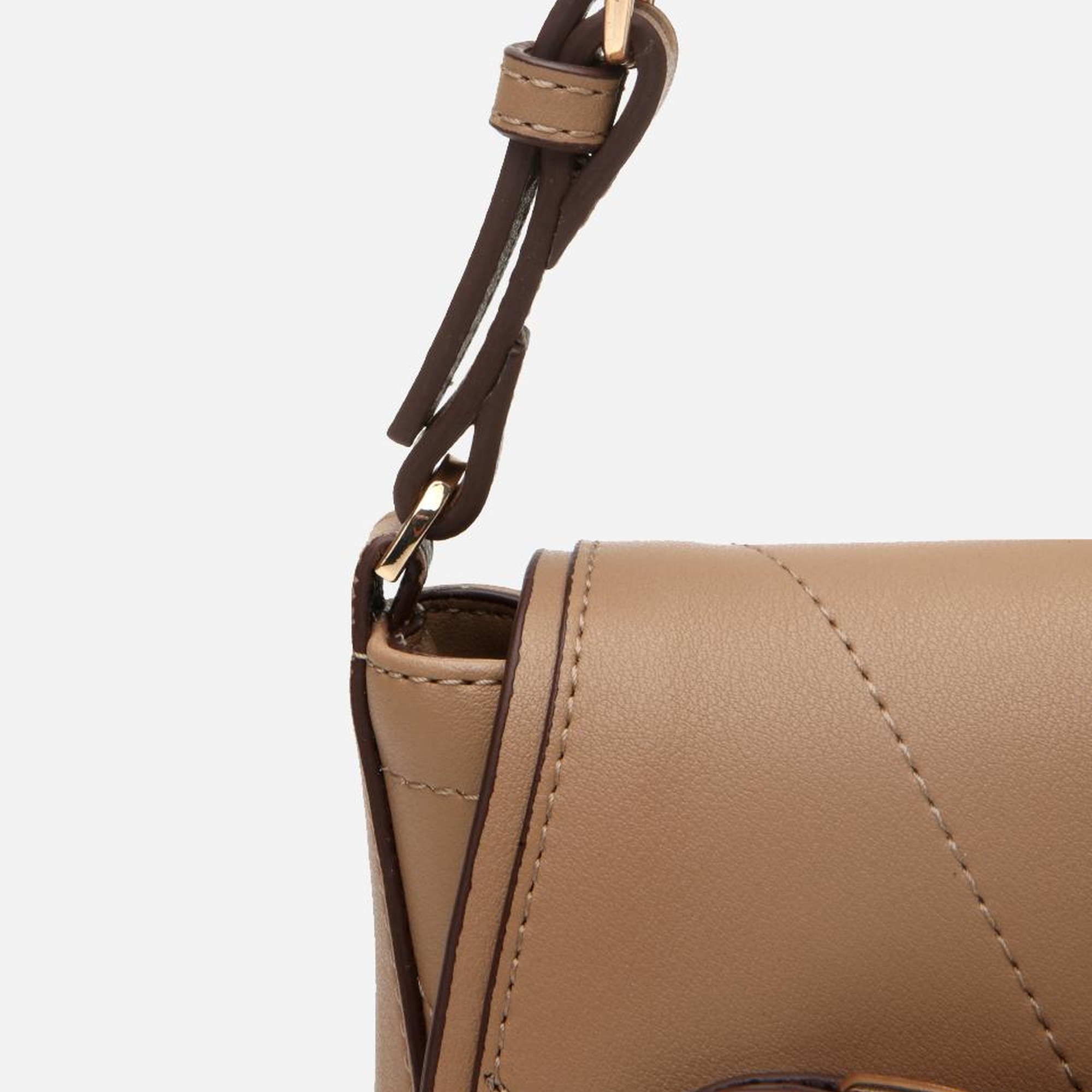 Kadın Vizon Toka Detaylı Asimetrik Çapraz Askılı Çanta