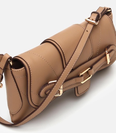  Kadın Vizon Toka Detaylı Asimetrik Çapraz Askılı Çanta