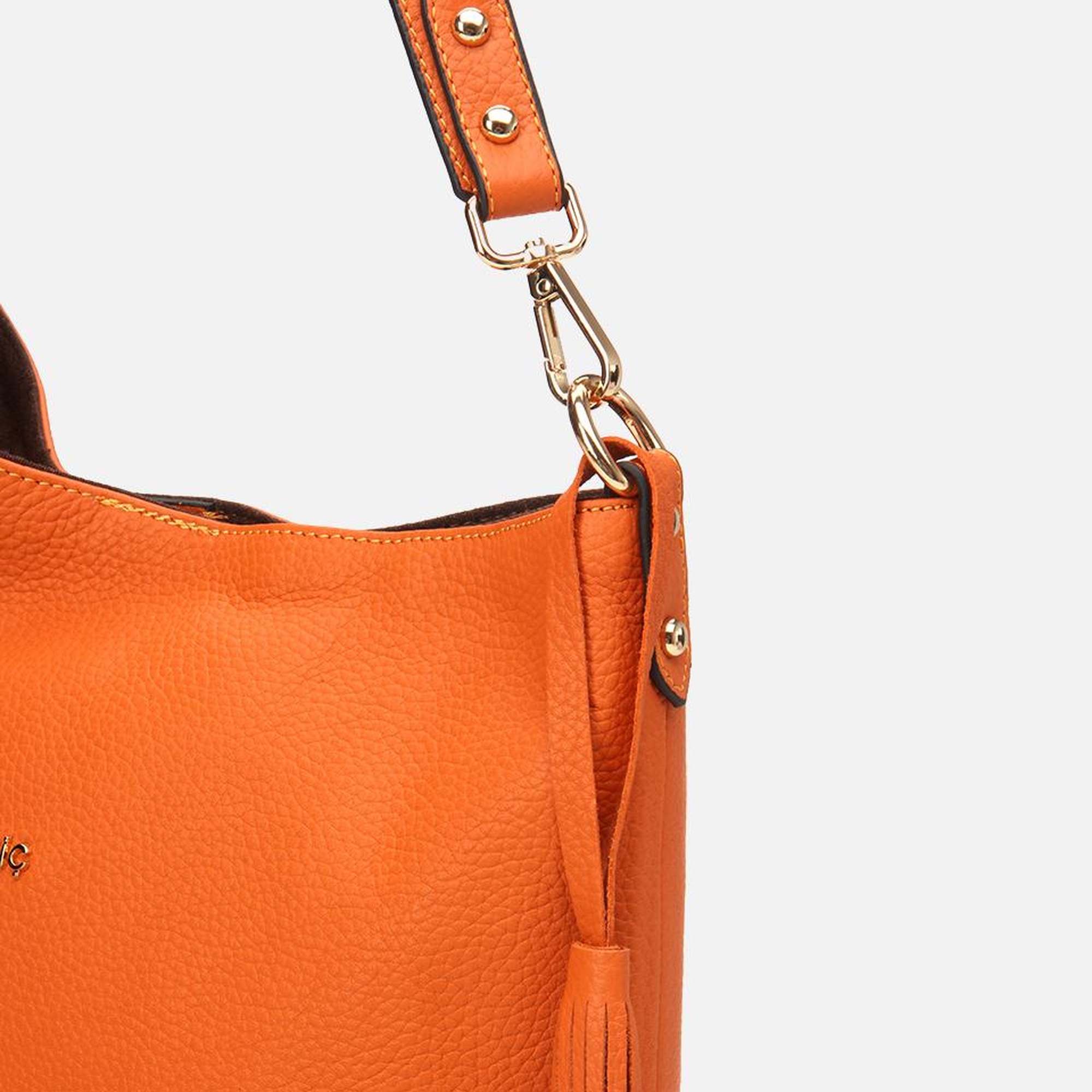 Kadın Deri Turuncu Asimetrik Yumuşak Dokulu Omuz Çantası