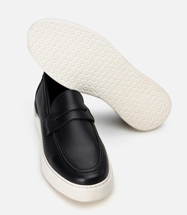  Erkek Deri Siyah Topuk Detaylı Şık Günlük Loafer