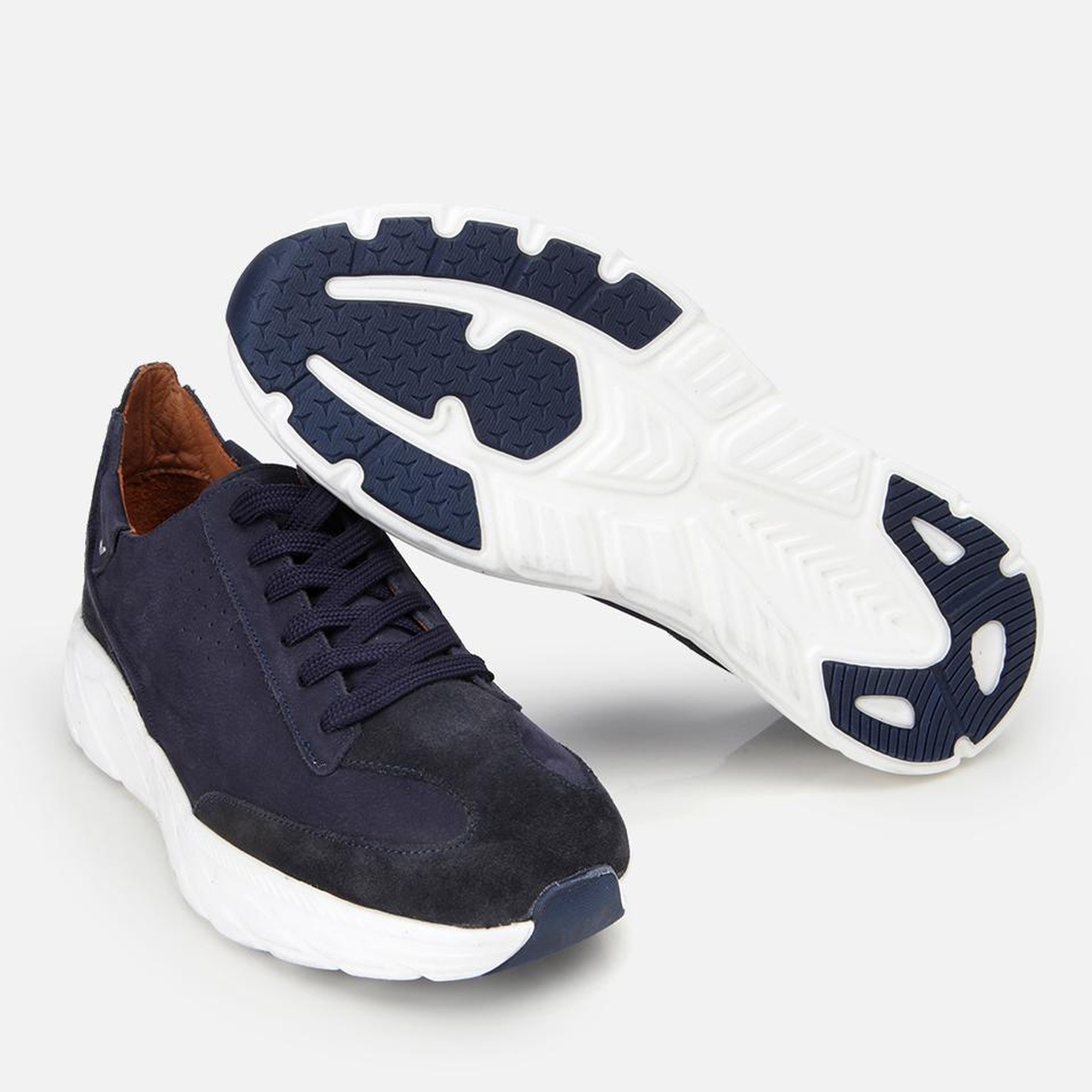 Erkek Nubuk Deri Lacivert Ultra Hafif Tabanlı Spor Ayakkabı