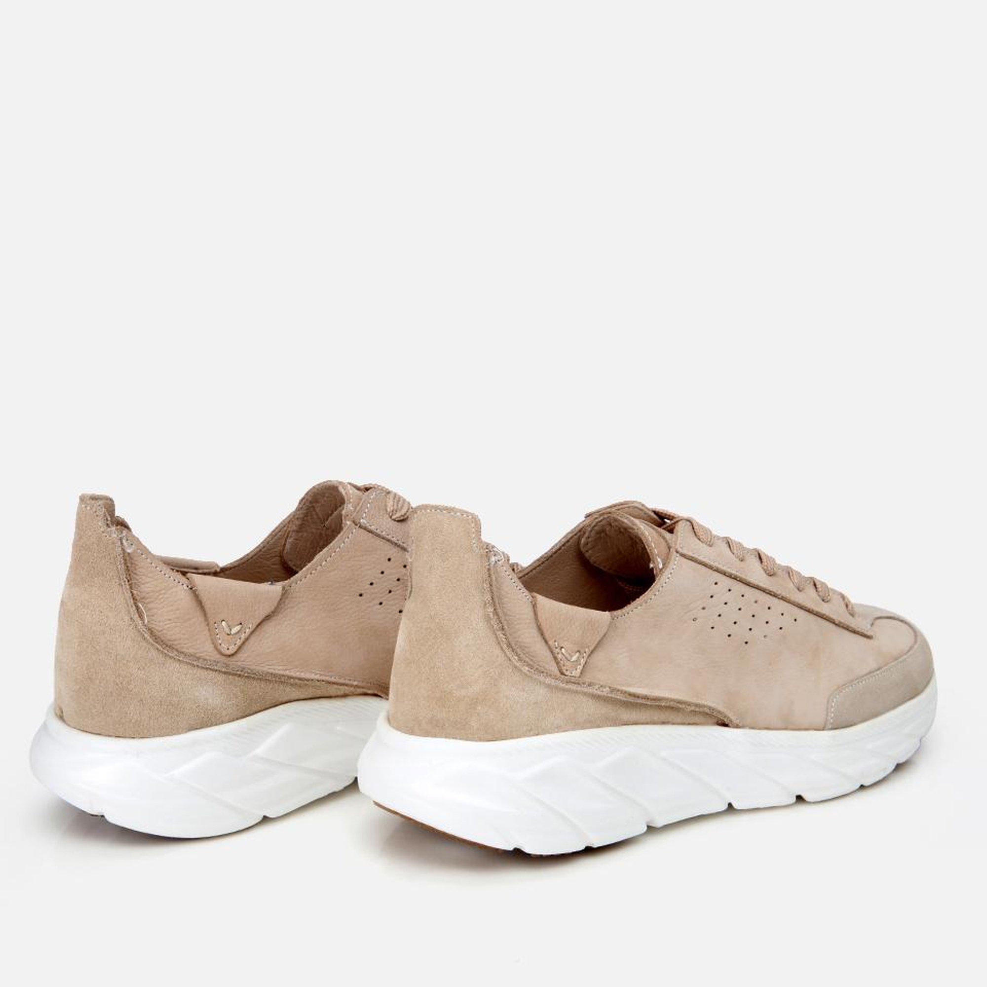 Erkek Nubuk Deri Ekru Ultra Hafif Tabanlı Spor Ayakkabı