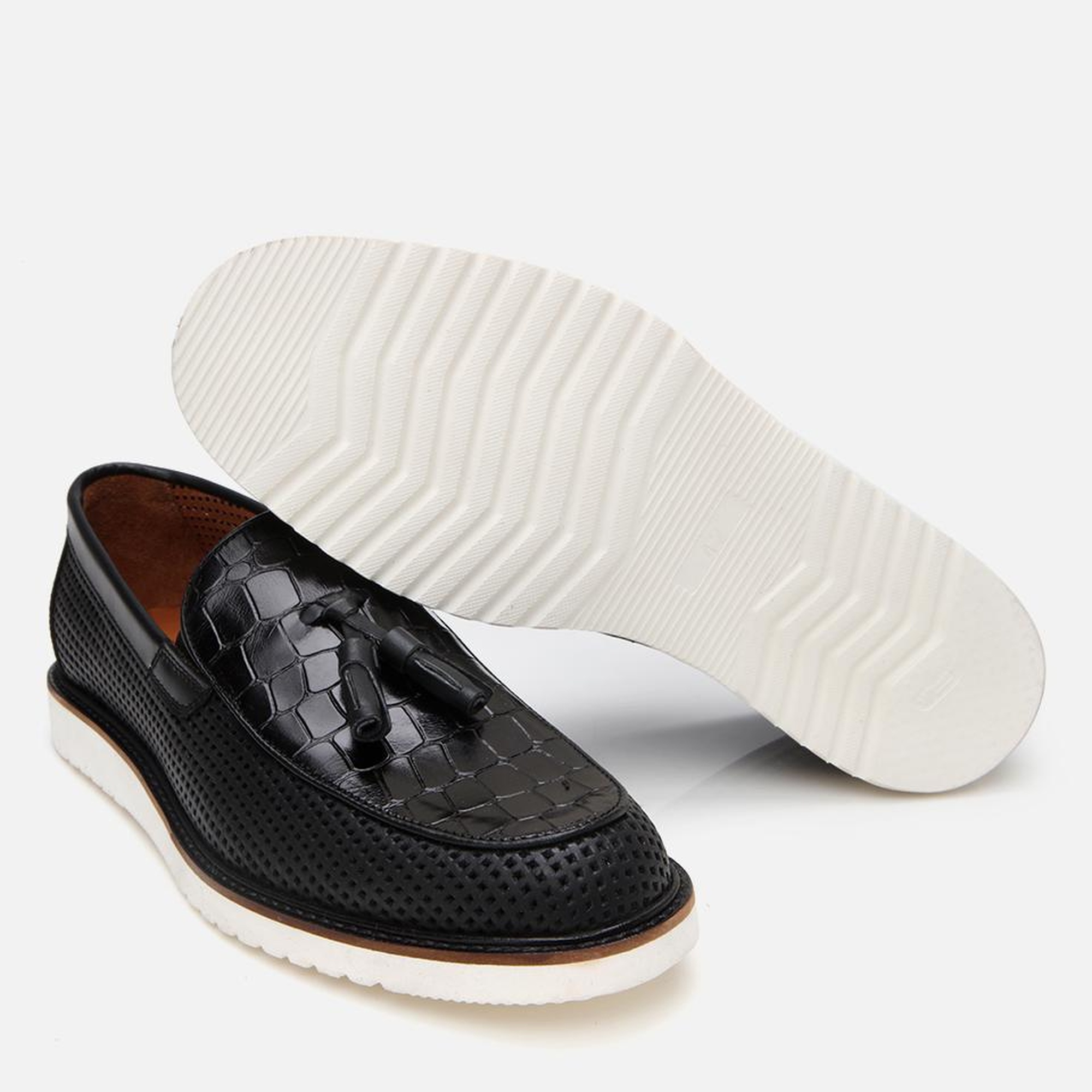 Erkek Deri Siyah Kroko Desenli Püskül Detaylı Günlük Loafer