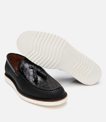  Erkek Deri Siyah Kroko Desenli Püskül Detaylı Günlük Loafer