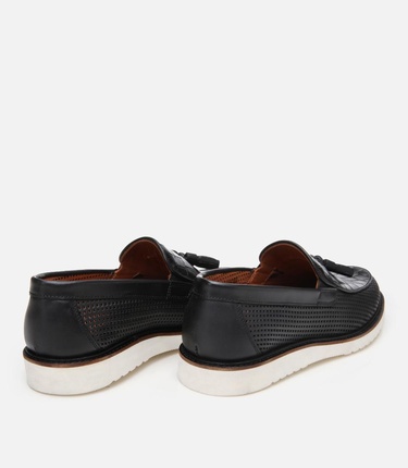  Erkek Deri Siyah Kroko Desenli Püskül Detaylı Günlük Loafer