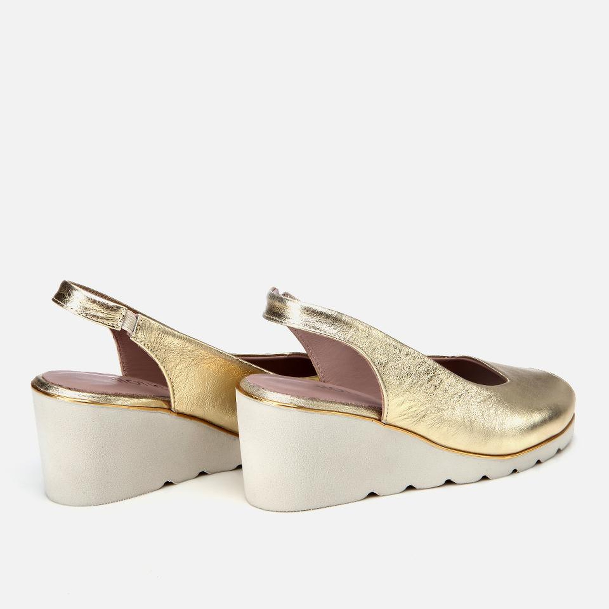 Kadın Deri Gold Tokalı Dolgu Topuklu Sandalet