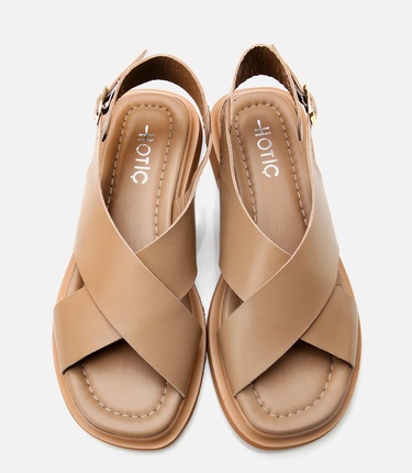  Kadın Deri Bej Kemerli Düz Sandalet