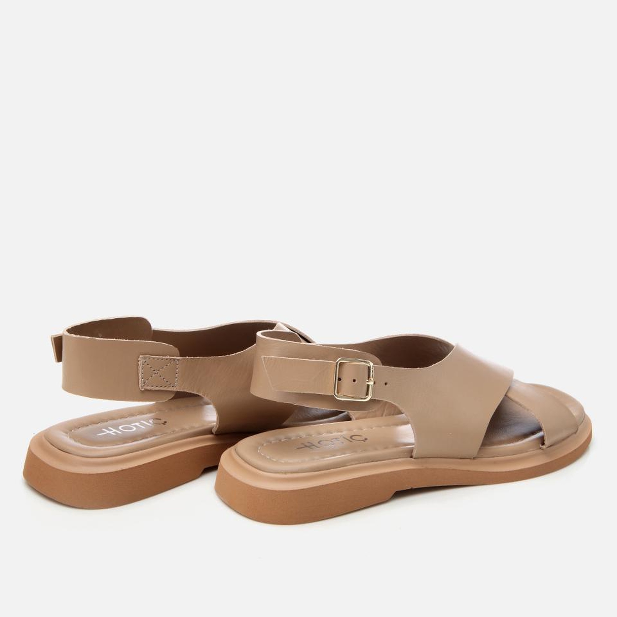 Kadın Deri Bej Kemerli Düz Sandalet