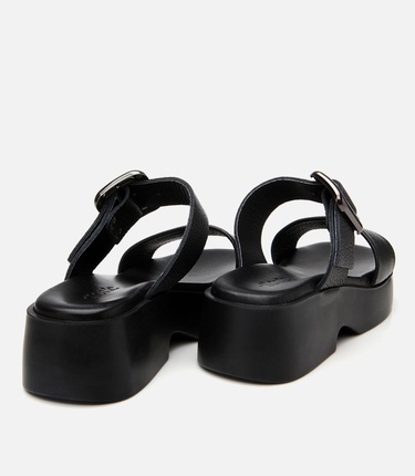  Kadın Deri Siyah Kemerli Topuklu Terlik