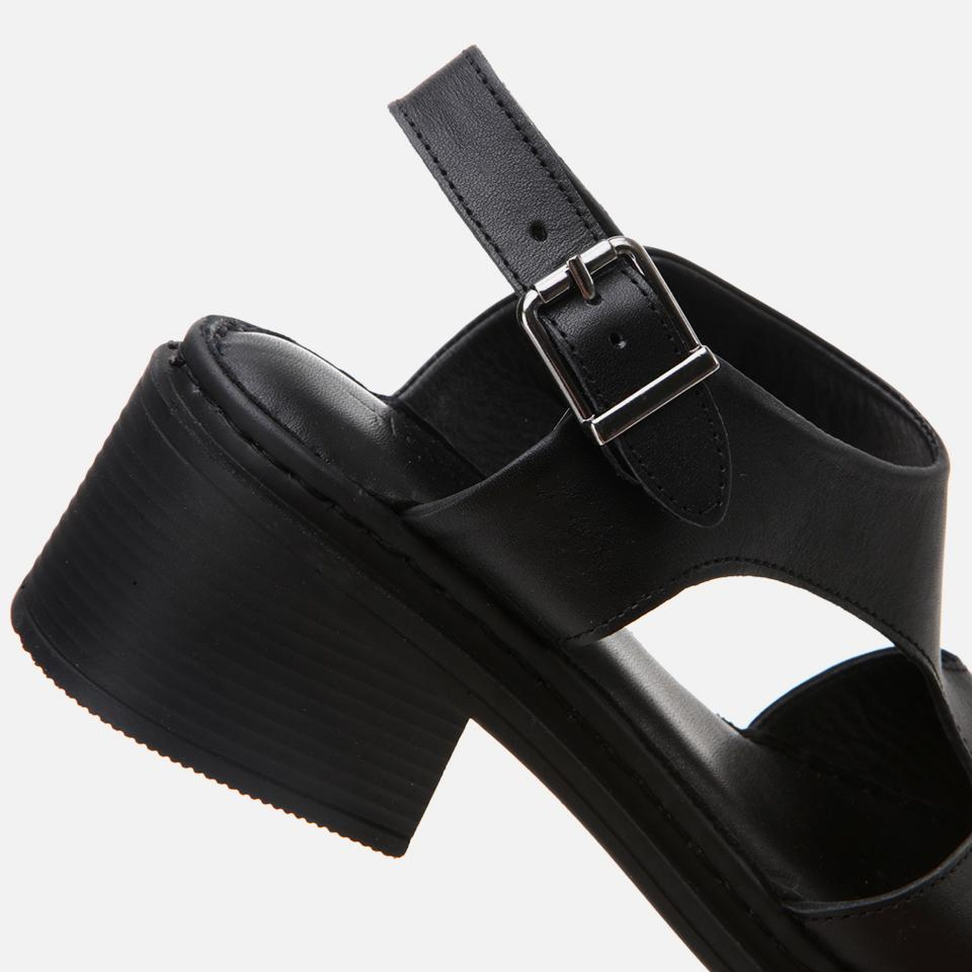 Kadın Deri Siyah Kemerli Rahat Topuklu Sandalet