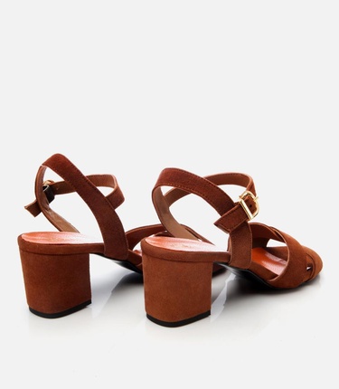  Kadın Süet Deri Taba Kemerli Kalın Topuklu Sandalet