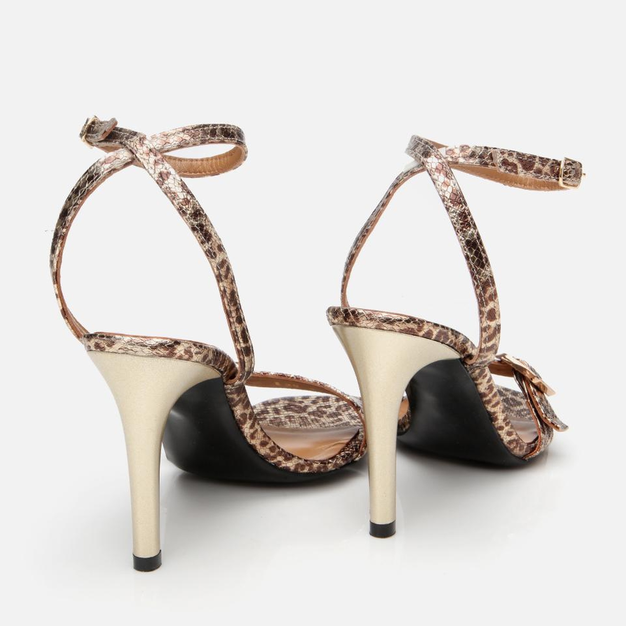 Kadın Deri Gold Leopar Desenli Kemerli Topuklu Sandalet