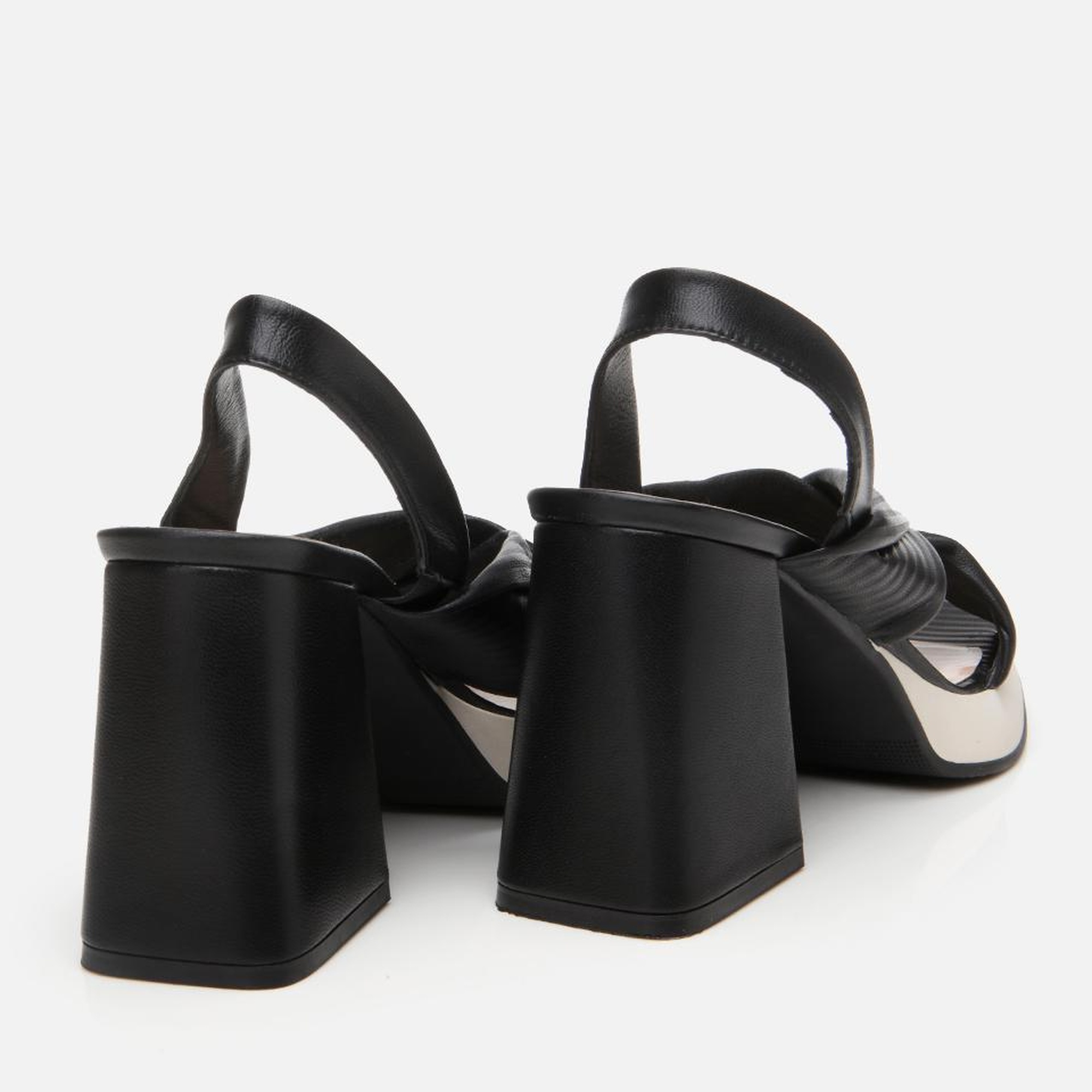 Kadın Deri Siyah Kalın Topuklu Sandalet