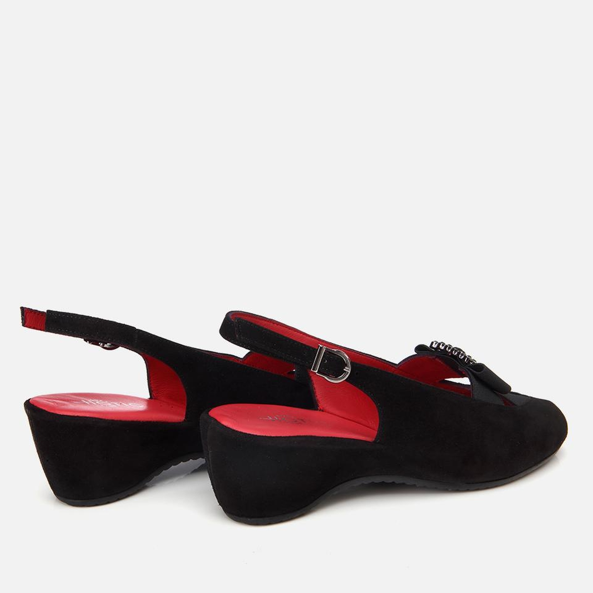 Kadın Süet Deri Siyah Tokalı Esnek Dolgu Topuklu Sandalet