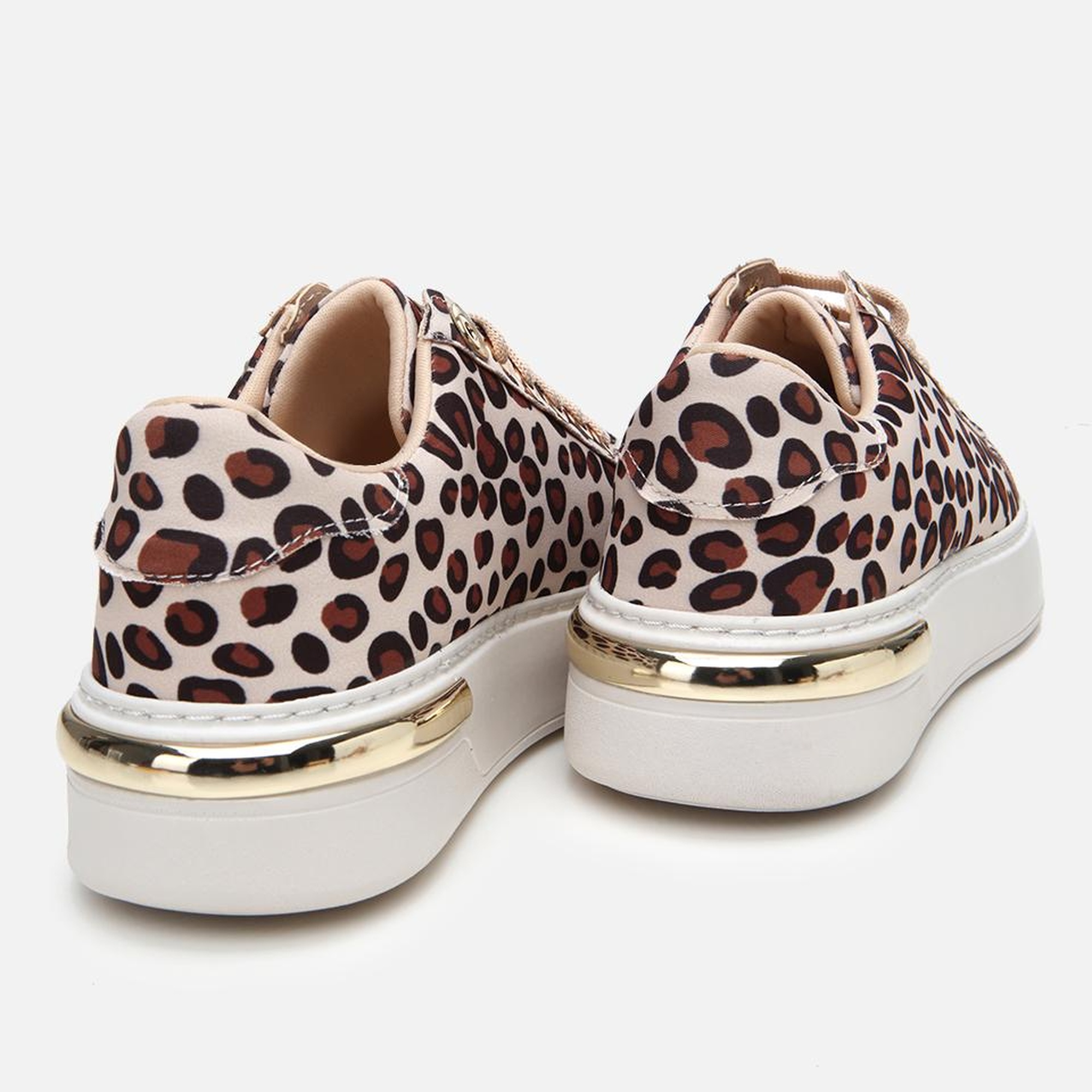 Kadın Bej Yaya Leopar Desenli Spor Ayakkabı