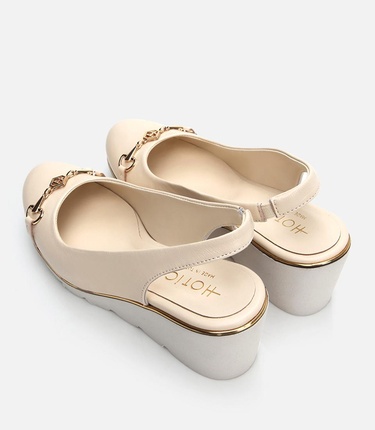  Kadın Deri Bej Kalın Topuk