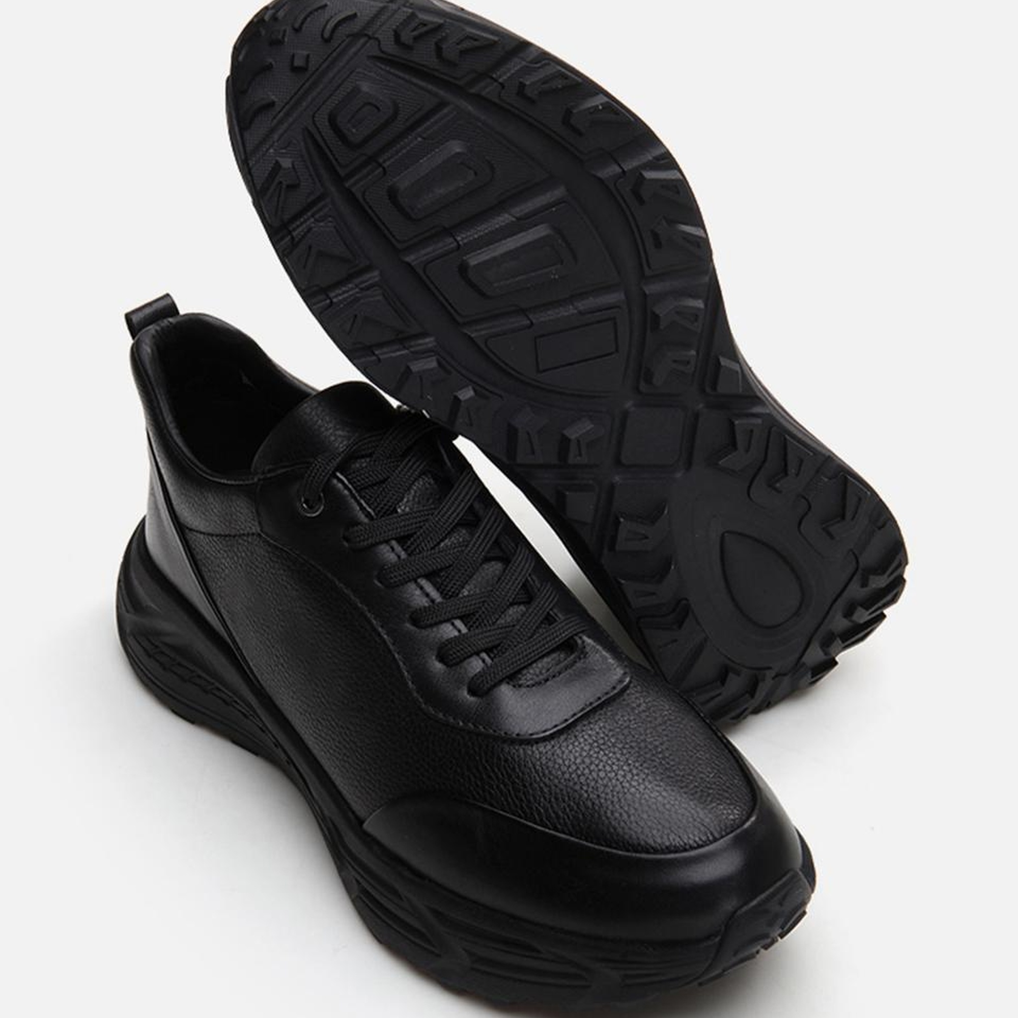 Erkek Deri Siyah Spor Ayakkabı