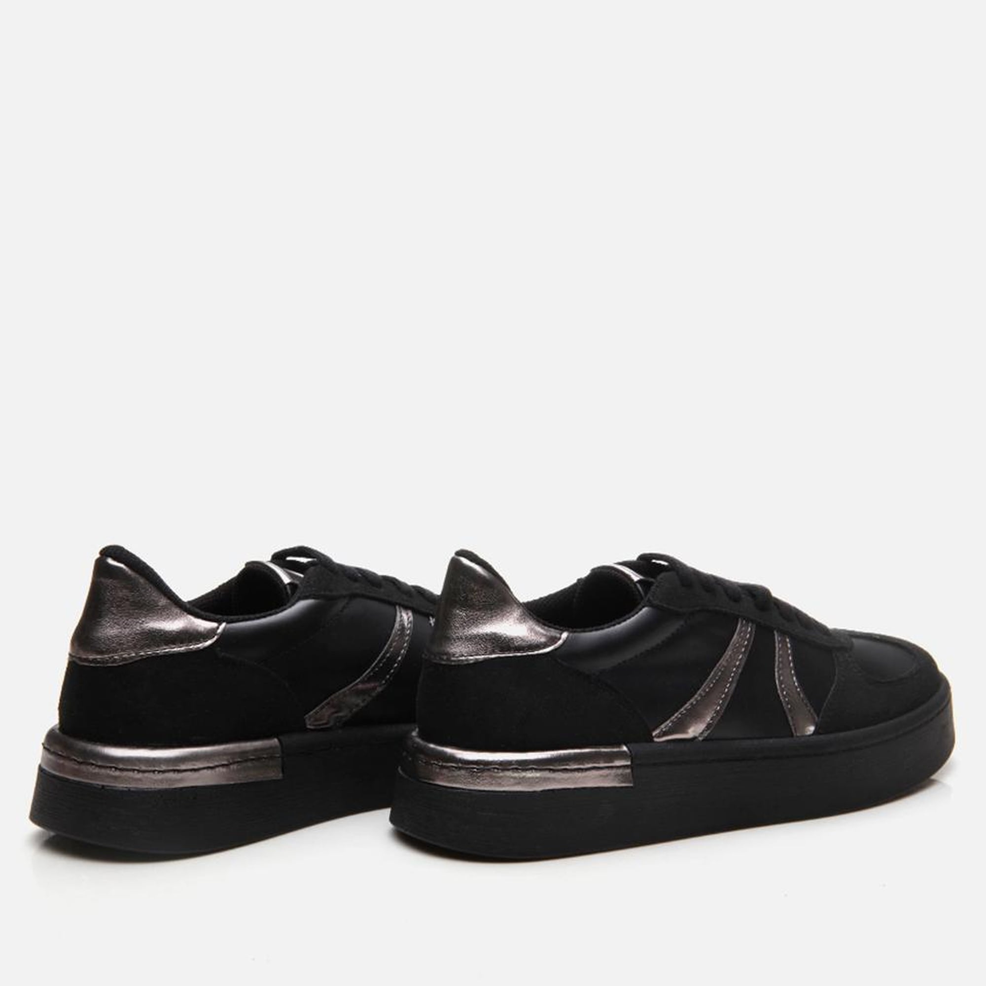 Kadın Siyah Yaya Spor Ayakkabı