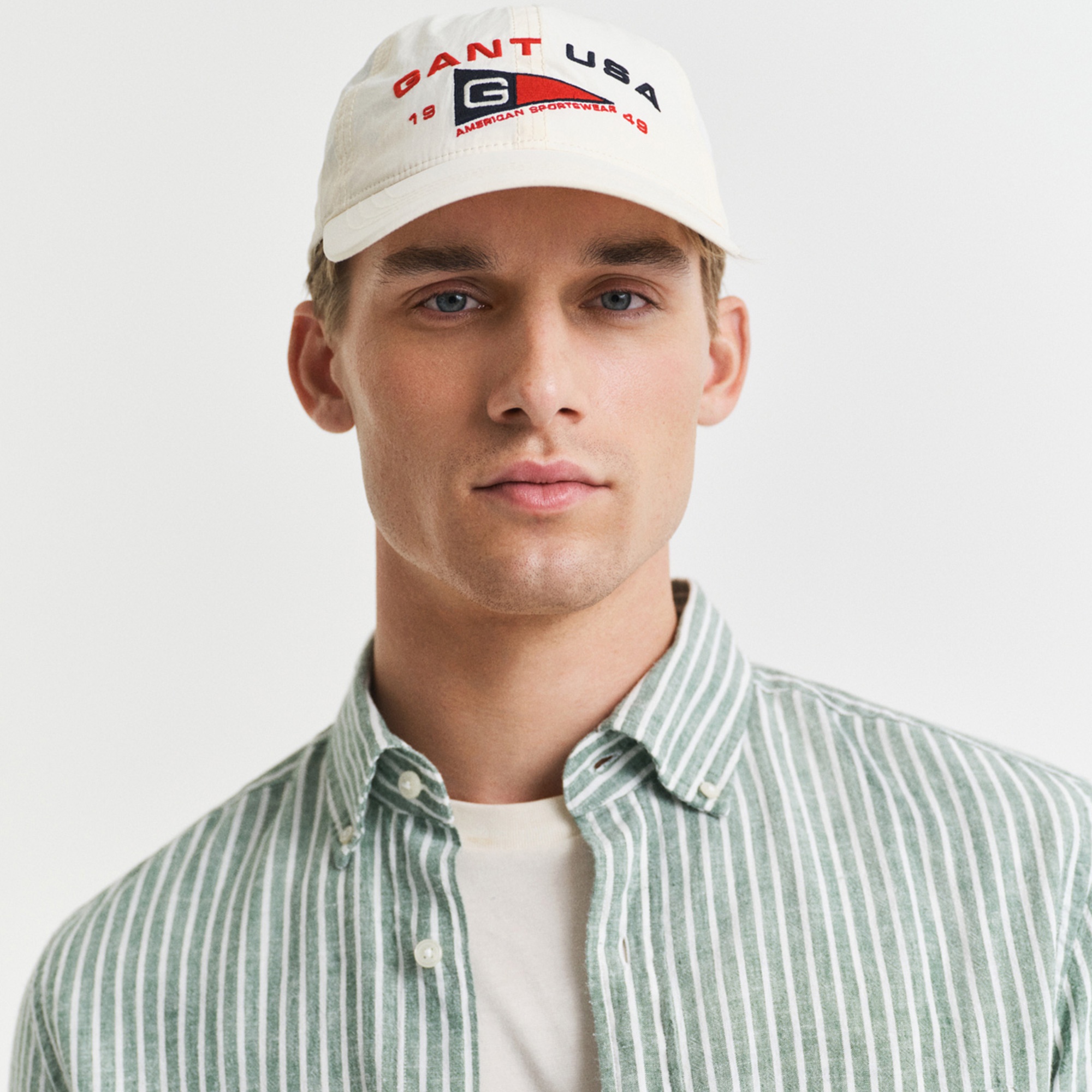 GANT Erkek Yeşil Regular Fit Düğmeli Yaka Çizgili Keten Gömlek