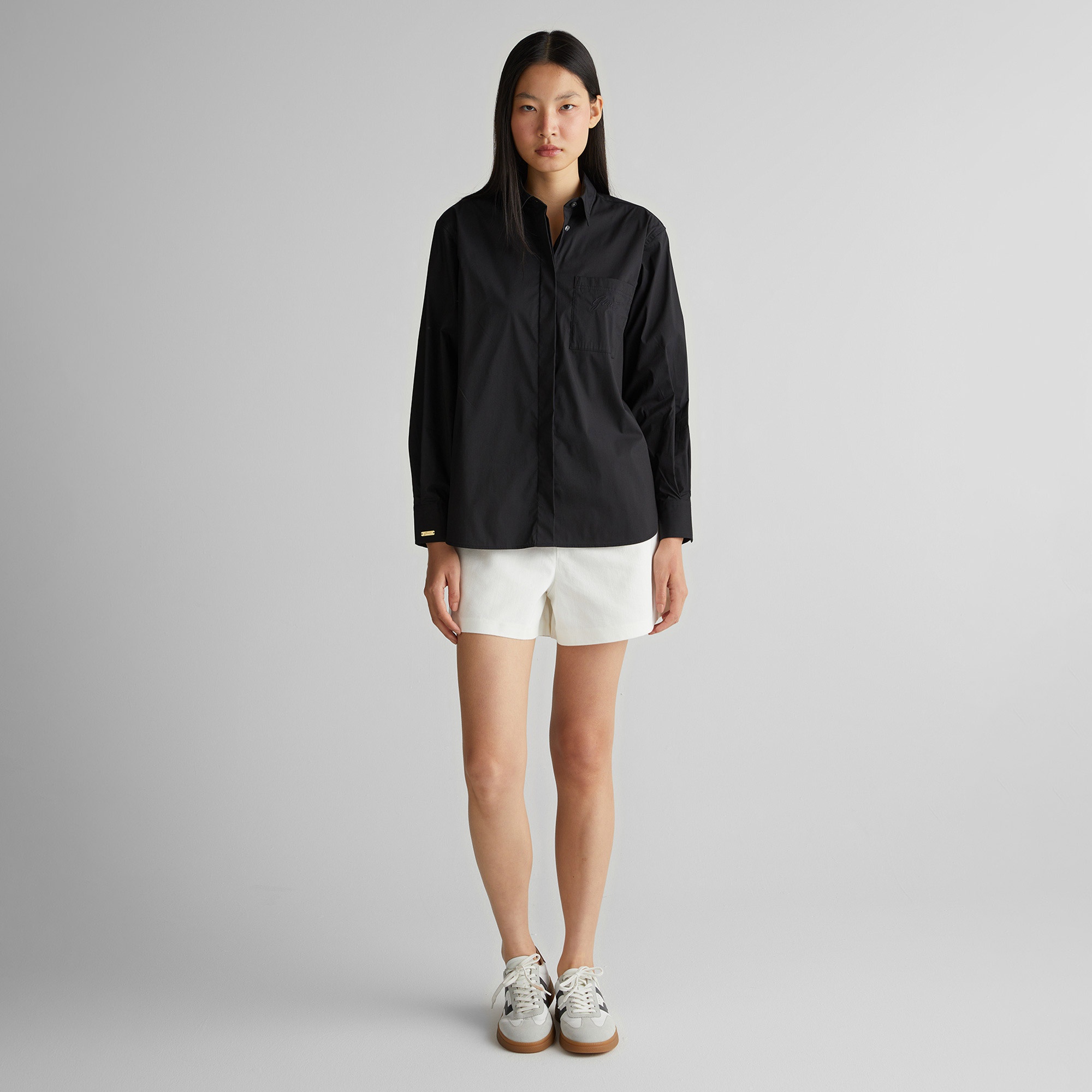 GANT Kadın Siyah Klasik Yaka Gömlek