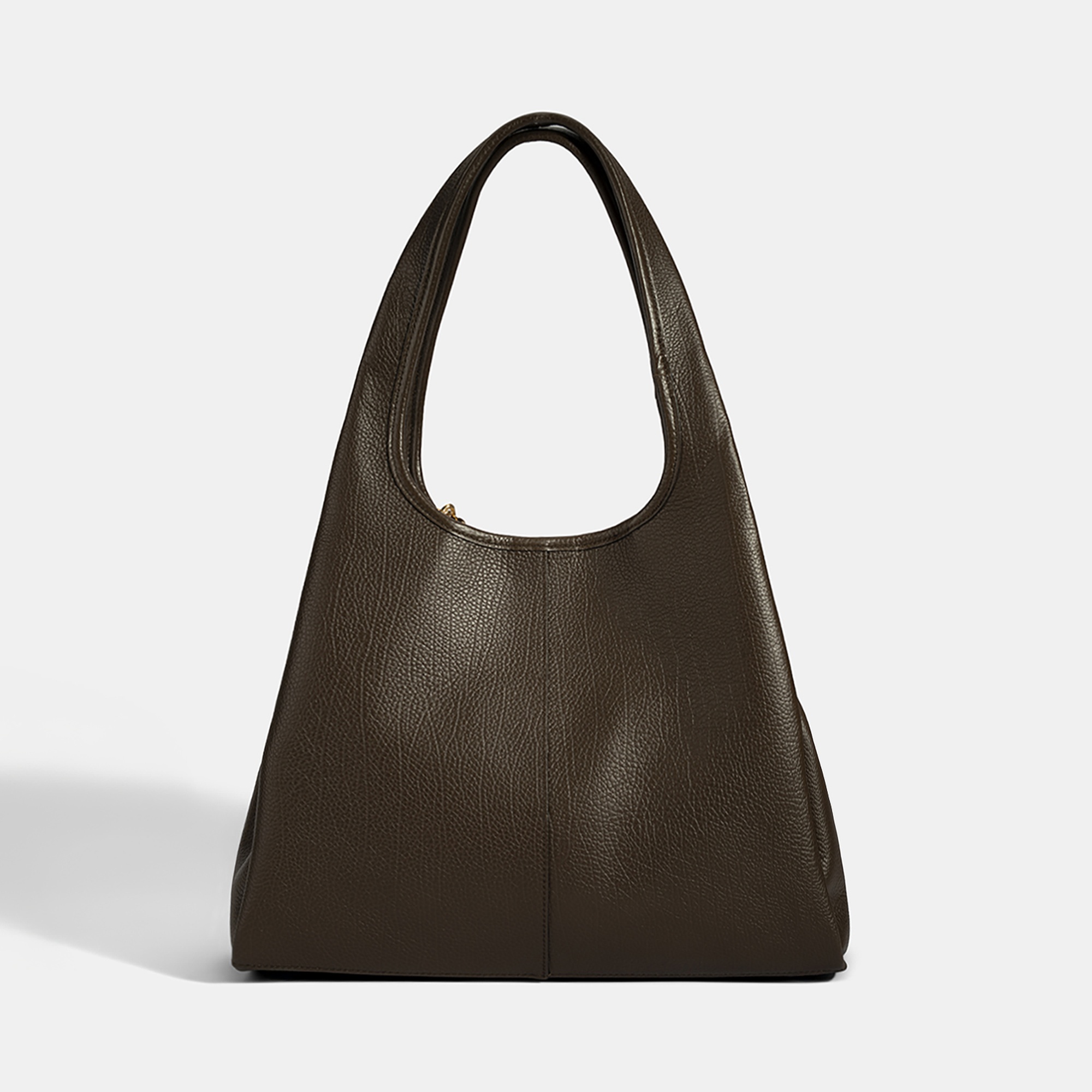 Kadın Kahve Charm Aksesuarlı Deri Omuz Çantası