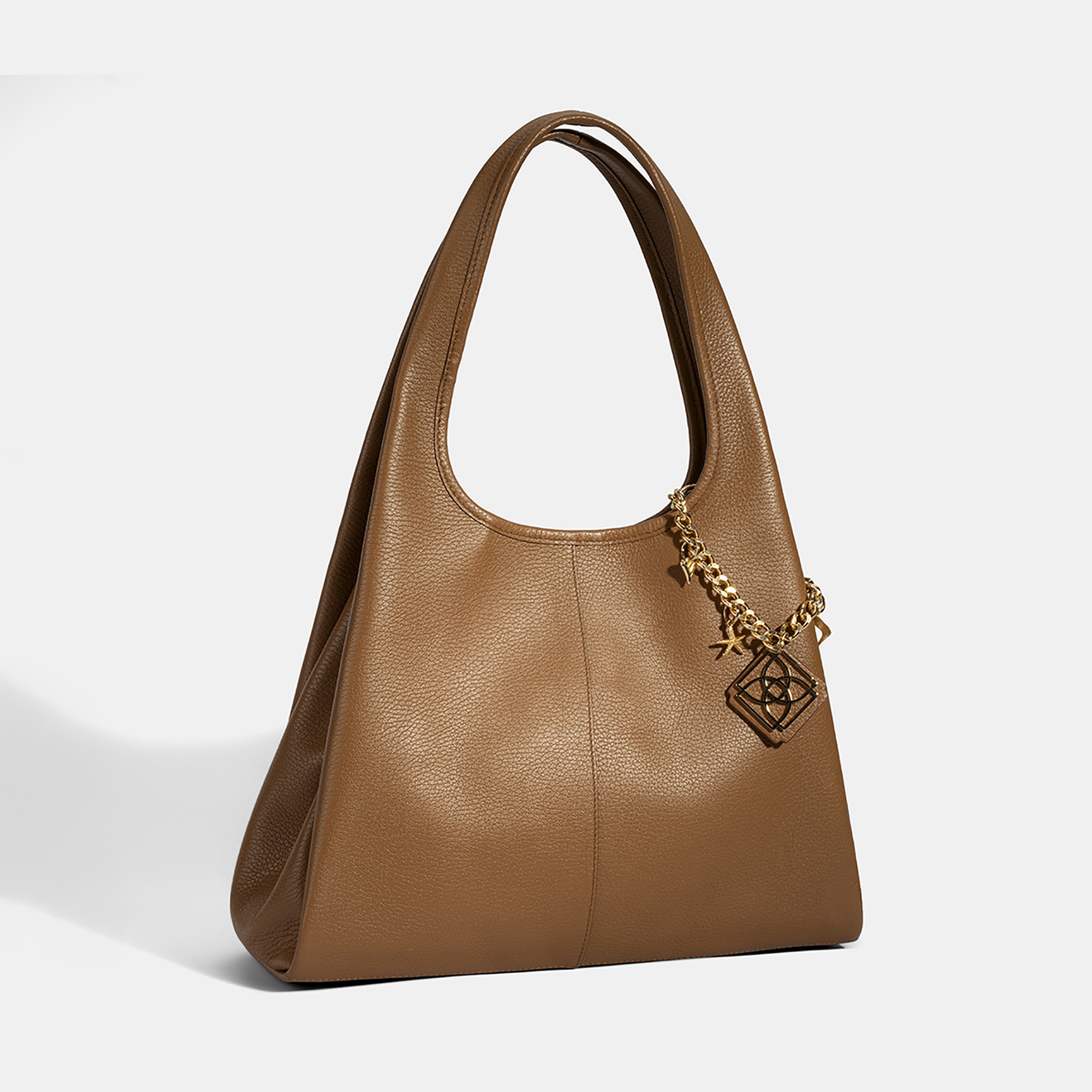 Kadın Taba Charm Aksesuarlı Deri Omuz Çantası