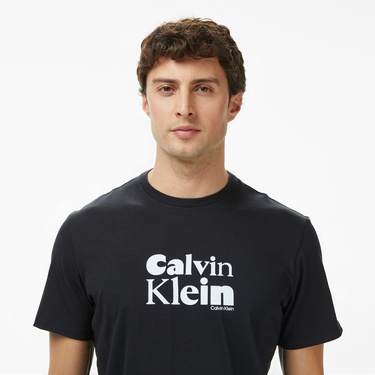  Calvin Klein Klein Bold Grap Erkek Siyah T-Shirt