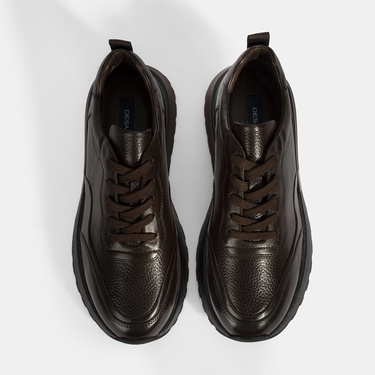  Erkek Kahve Bağcıklı Kalın Tabanlı Deri Sneaker