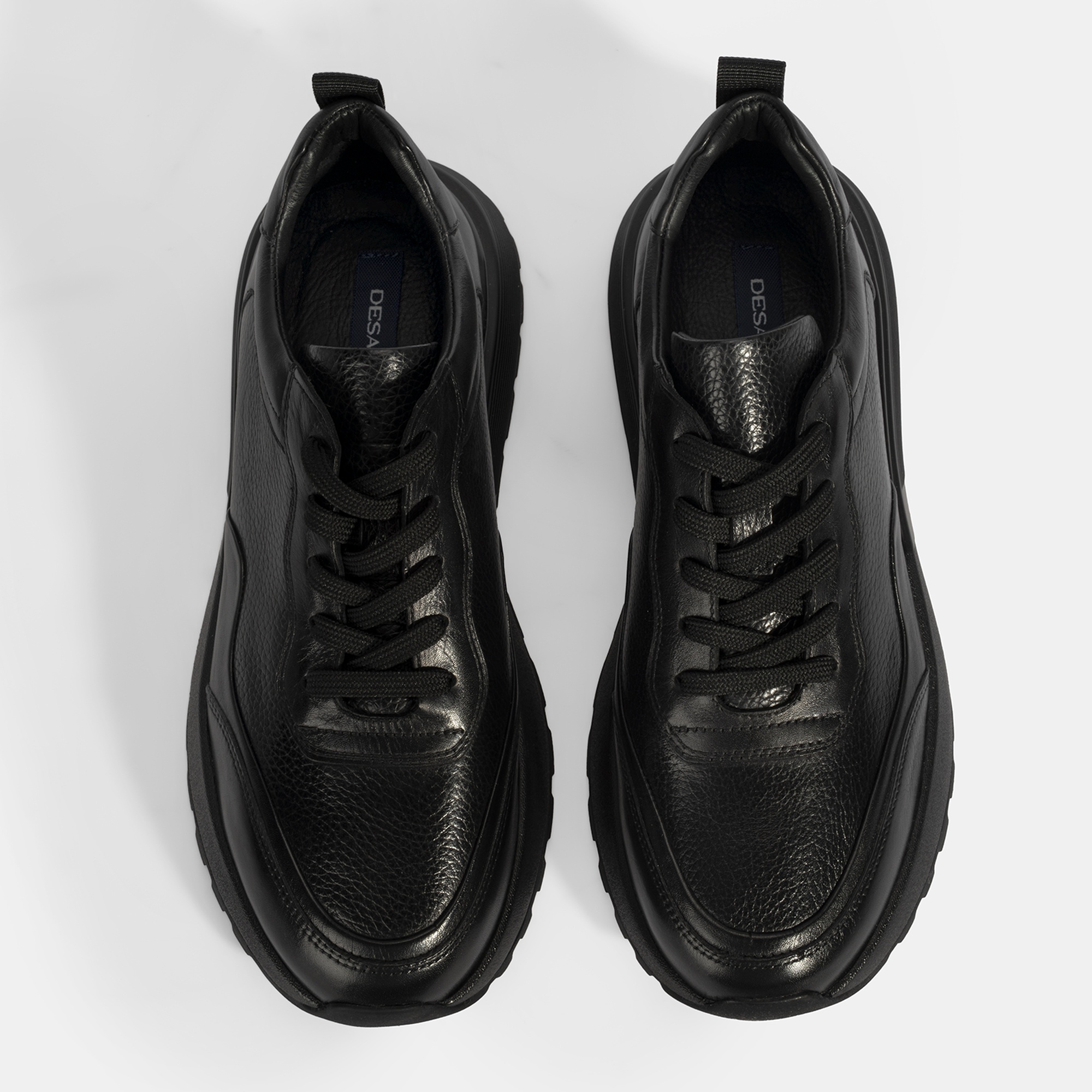 Erkek Siyah Bağcıklı Kalın Tabanlı Deri Sneaker