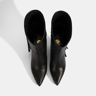  Kadın Siyah Püskül Detaylı Topuklu Deri Bot