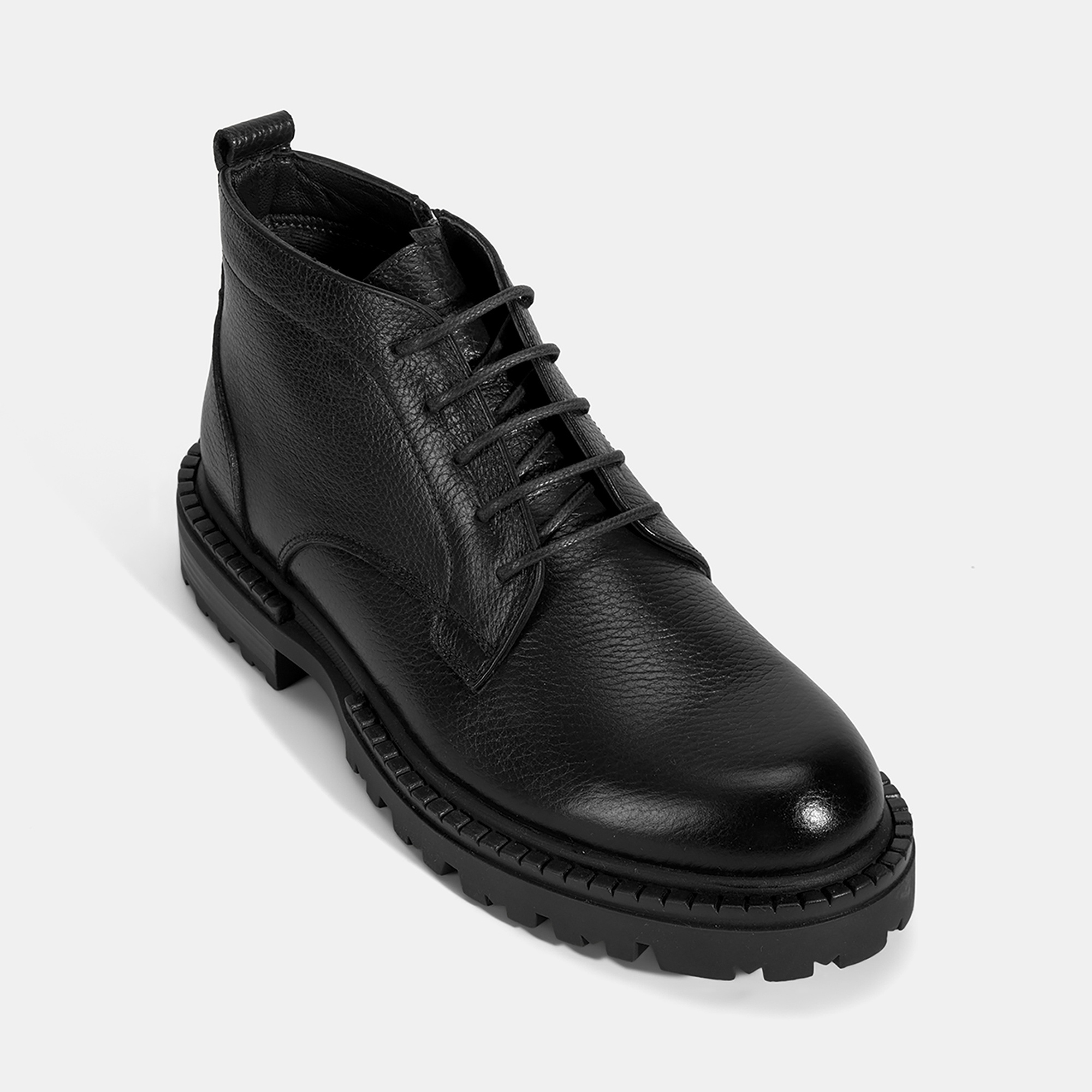 Erkek Siyah Bağcıklı Kalın Tabanlı Deri Postal Bot