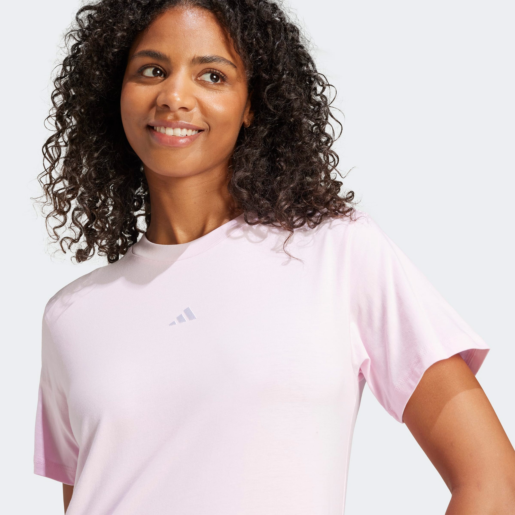 adidas Essentials Small Logo Kadın Pembe T-Shirt