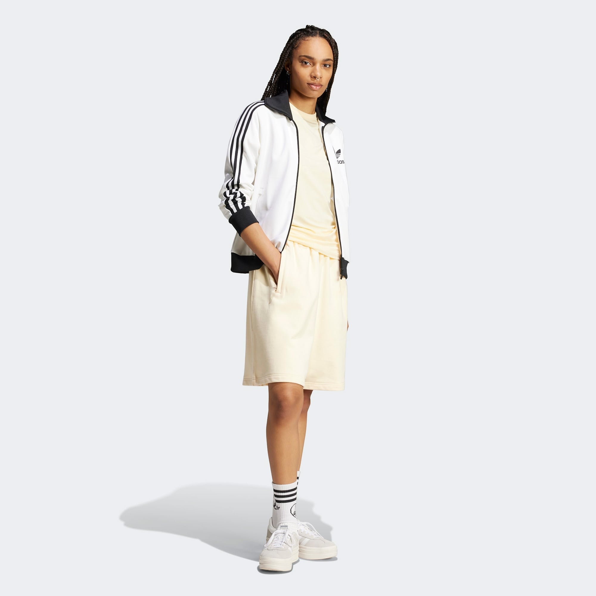 adidas Premium Essentials Kadın Bej T-Shirt