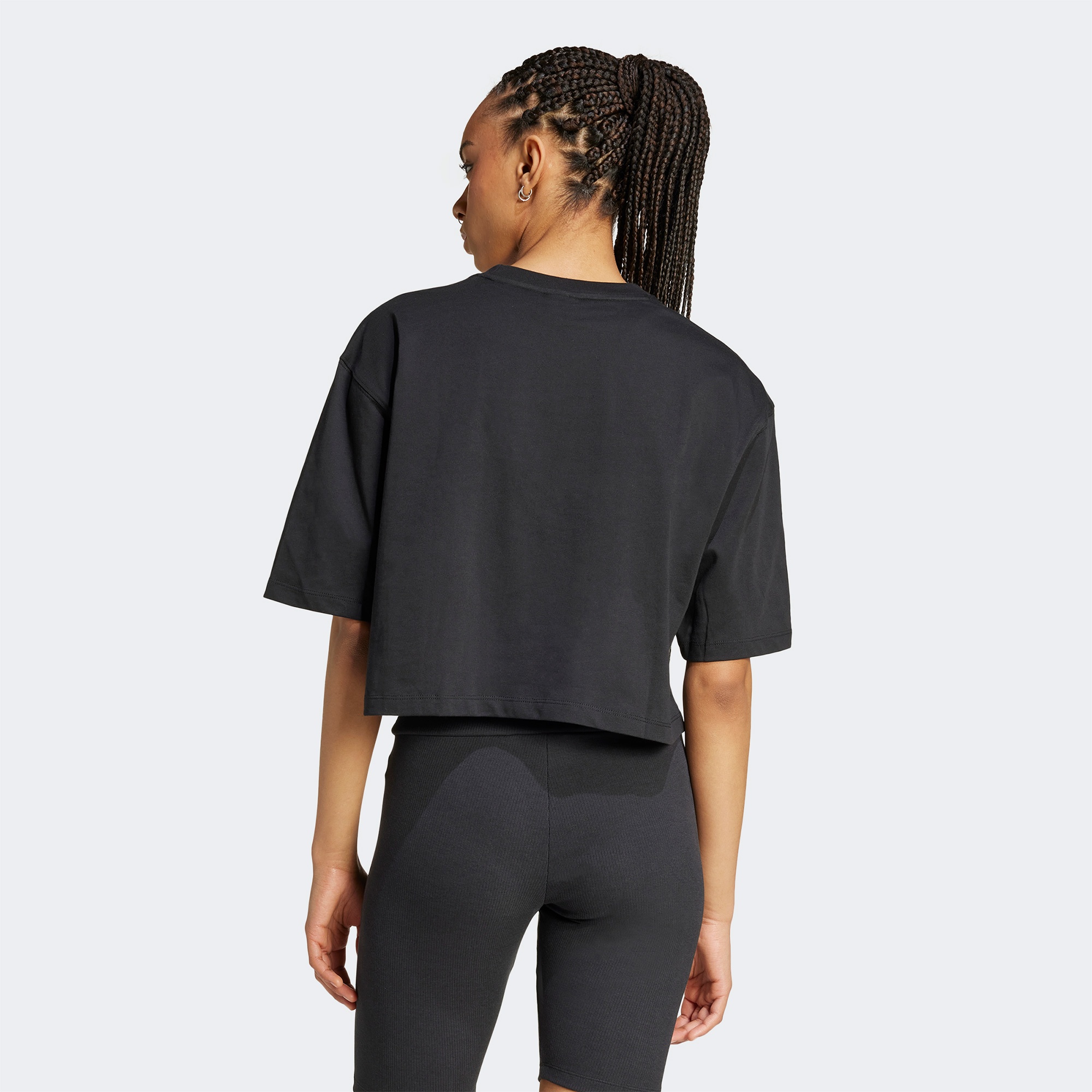 adidas Essentials Cropped Kadın Siyah T-Shirt