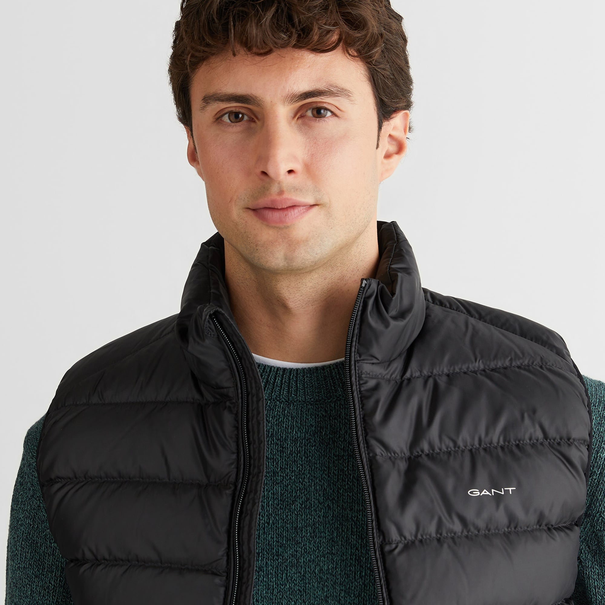 GANT Erkek Siyah Regular Fit Dik Yaka Kaz Tüyü Yelek