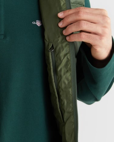  GANT Erkek Yeşil Regular Fit Dik Yaka Kaz Tüyü Yelek