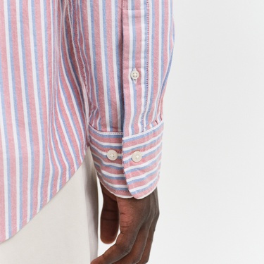  GANT Erkek Kırmızı Regular Fit Düğmeli Yaka Çizgili Gömlek