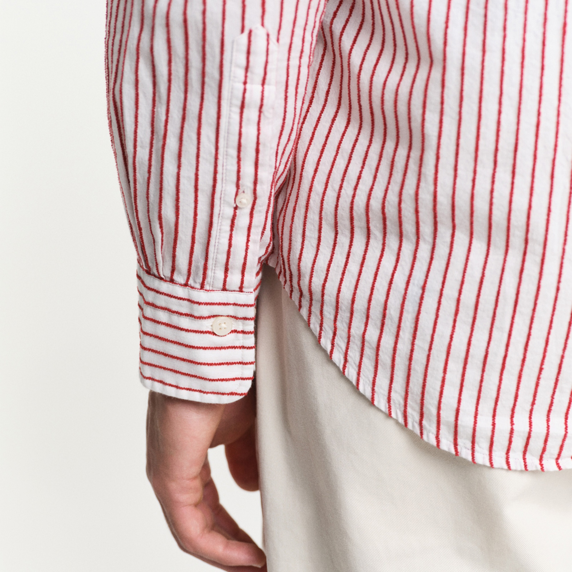 GANT Erkek Kırmızı Regular Fit Düğmeli Yaka Çizgili Gömlek