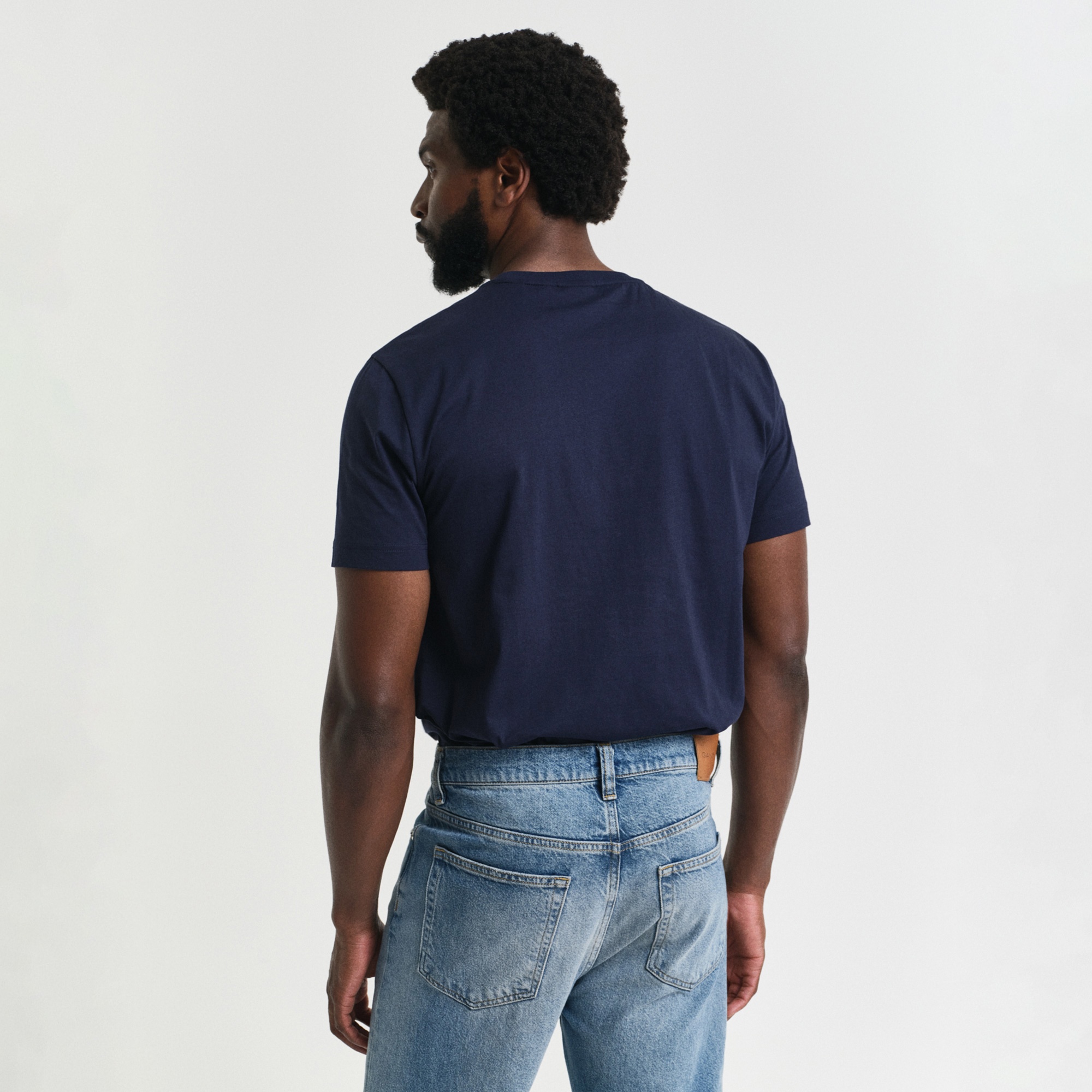 GANT Erkek Lacivert Regular Fit Bisiklet Yaka Logolu T-Shirt