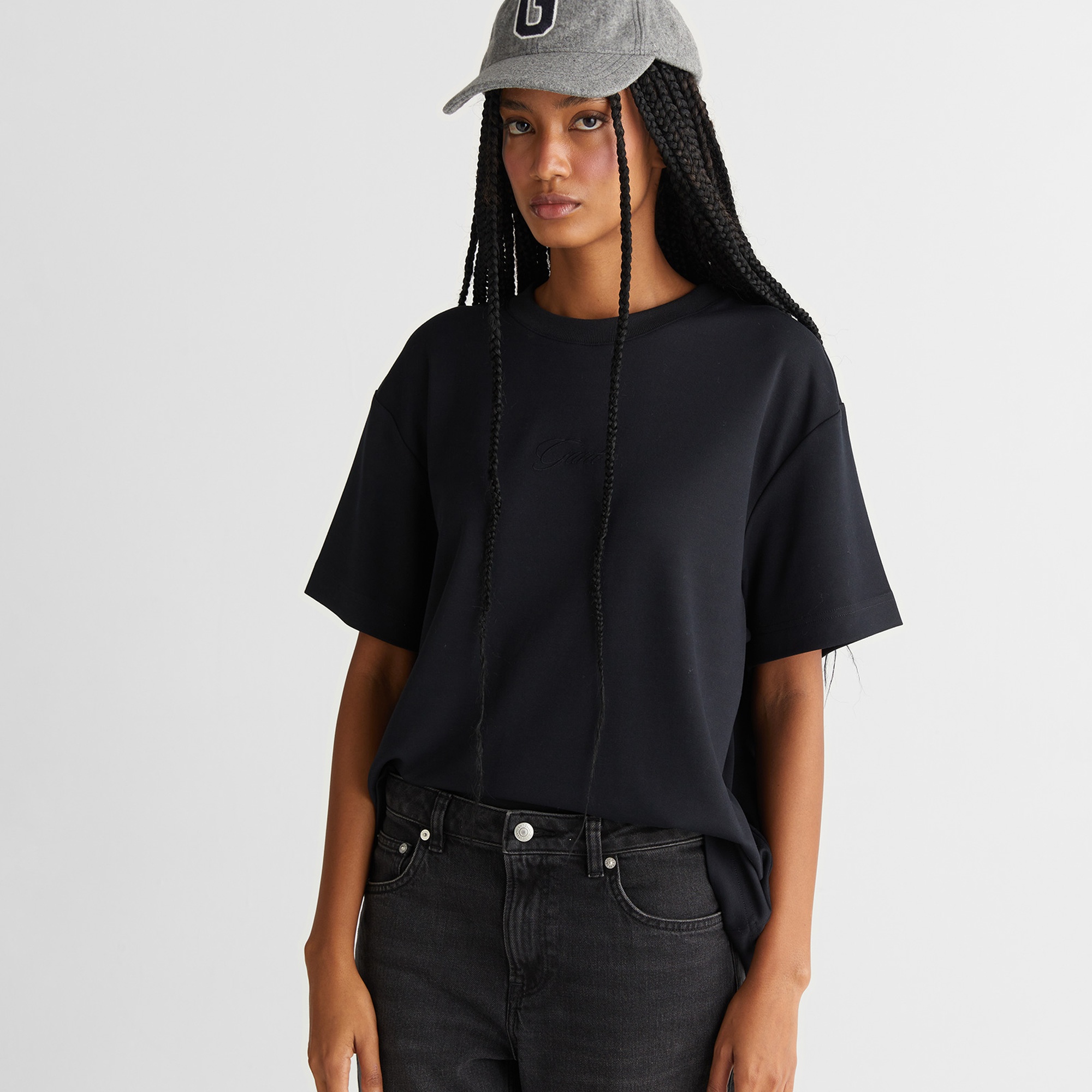 GANT Kadın Siyah Relaxed Fit T-Shirt