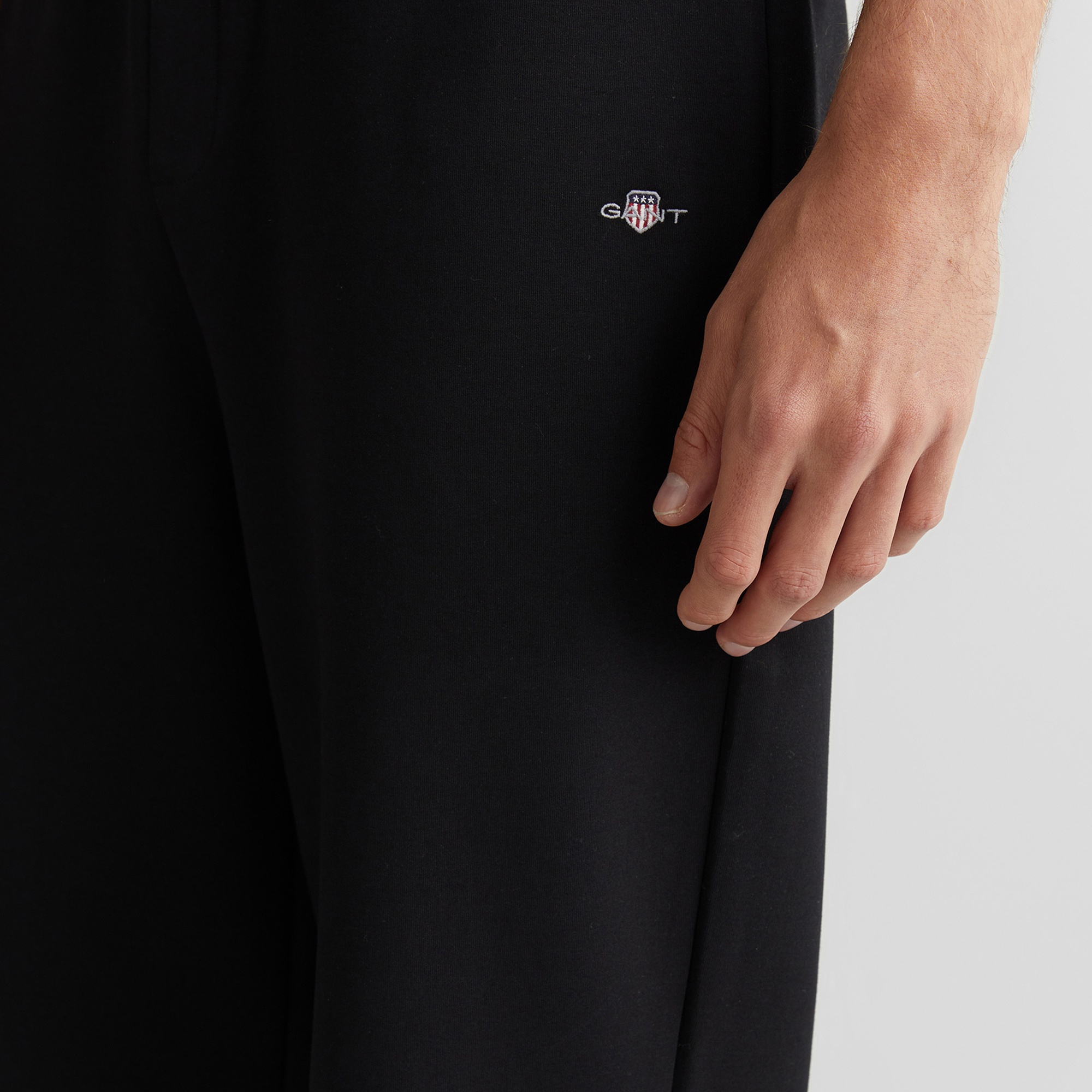 GANT Erkek Siyah Relaxed Fit Eşofman