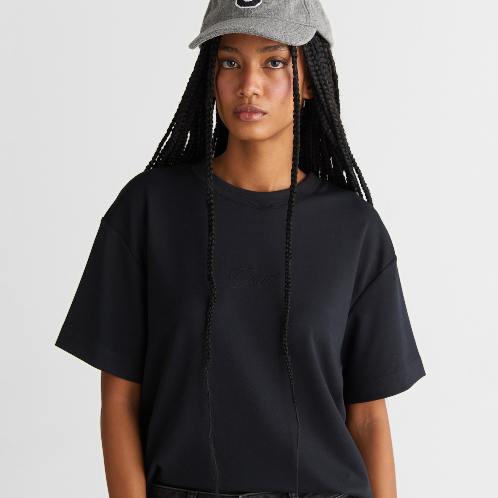 GANT Kadın Siyah Relaxed Fit T-Shirt