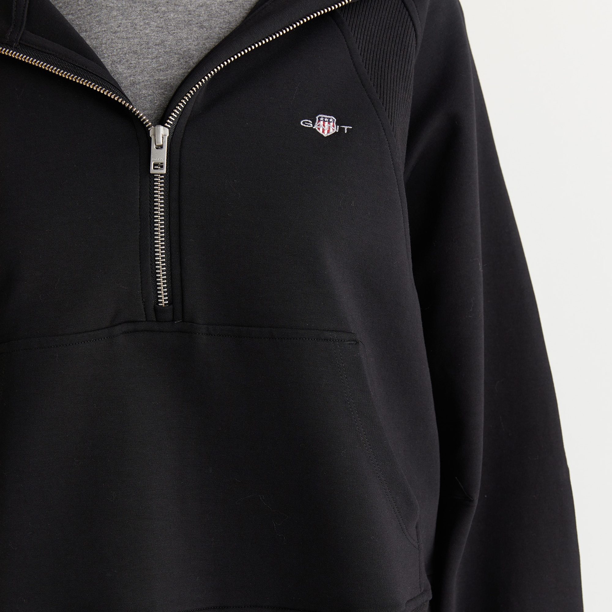 GANT Kadın Siyah Regular Fit Kapüşonlu Sweatshirt