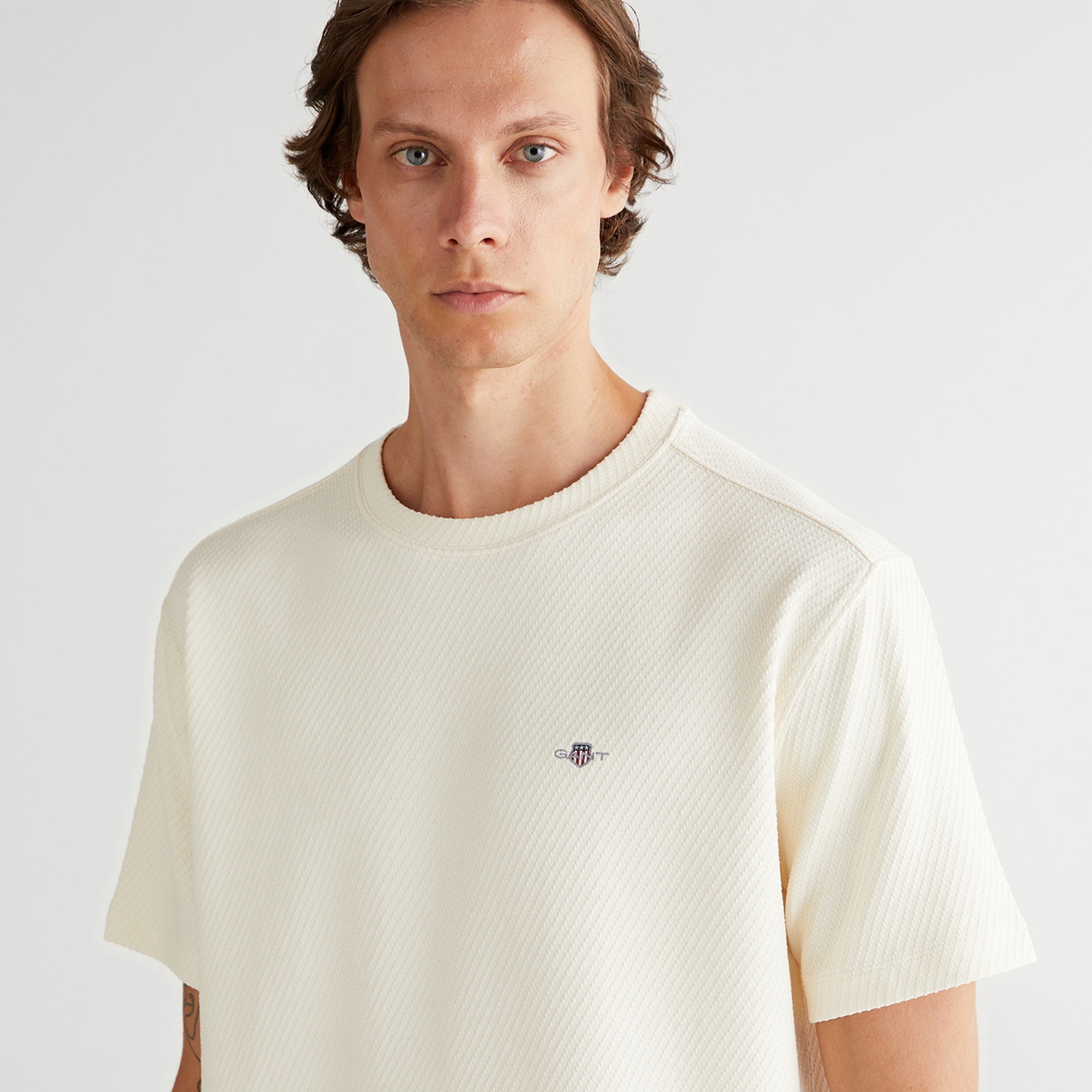 GANT Erkek Krem Relaxed Fit T-Shirt