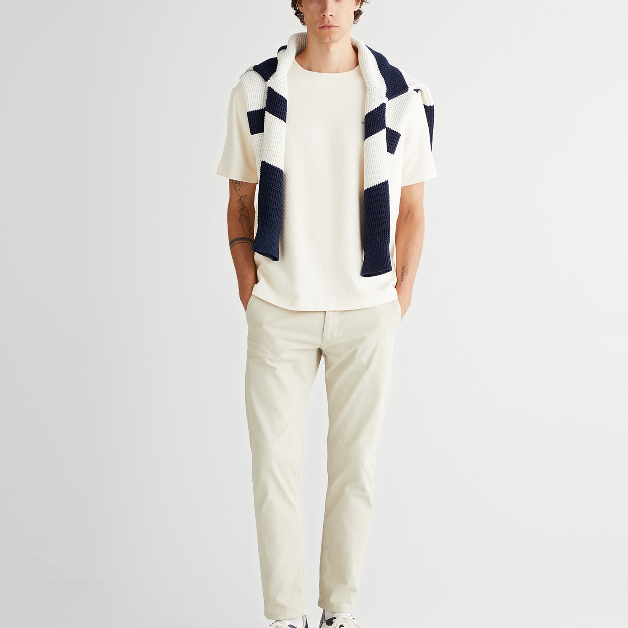 GANT Erkek Krem Relaxed Fit T-Shirt