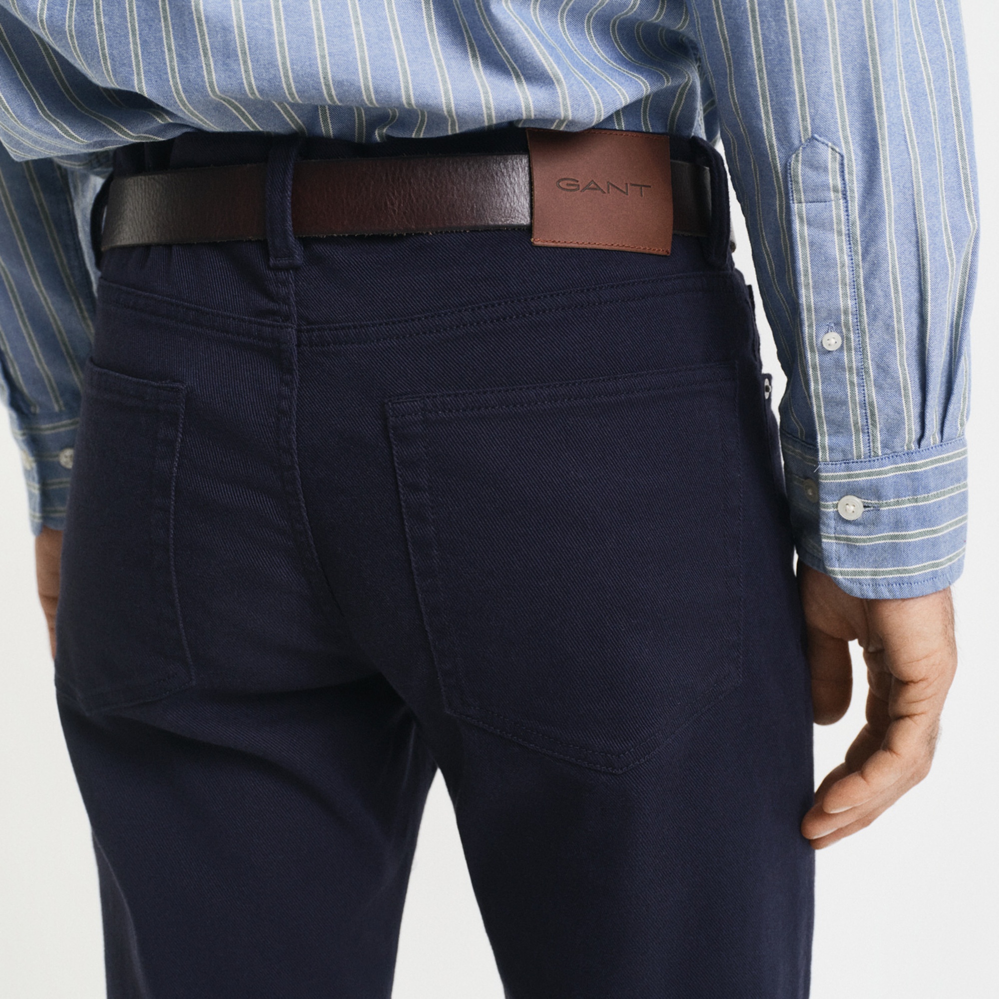 GANT Erkek Lacivert Regular Fit Soft Twill Jean