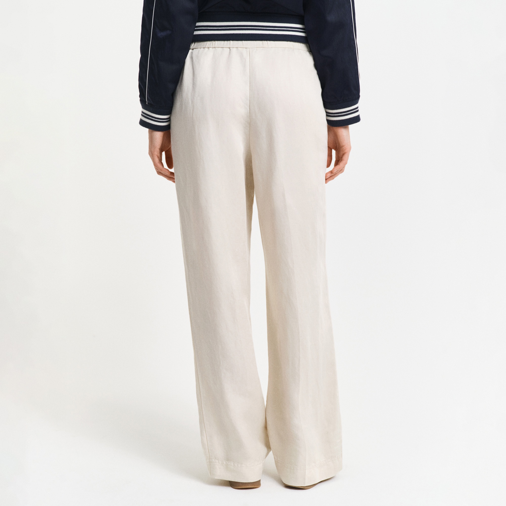 GANT Kadın Pembe Relaxed Fit Pantolon