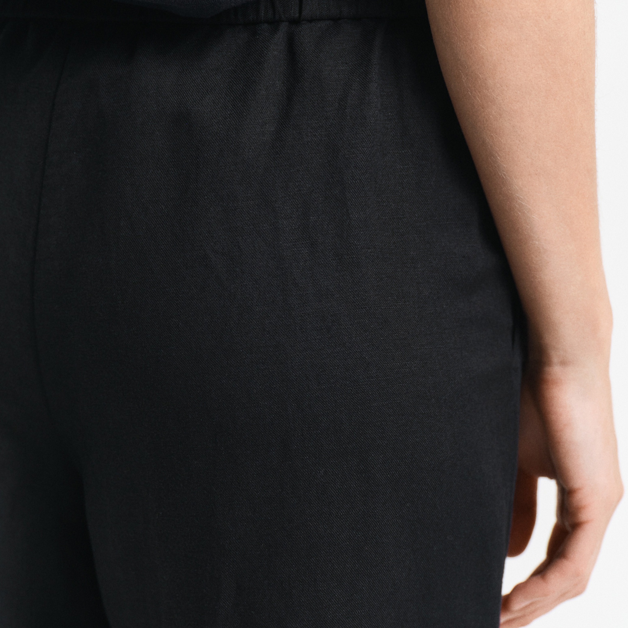 GANT Kadın Siyah Relaxed Fit Pantolon