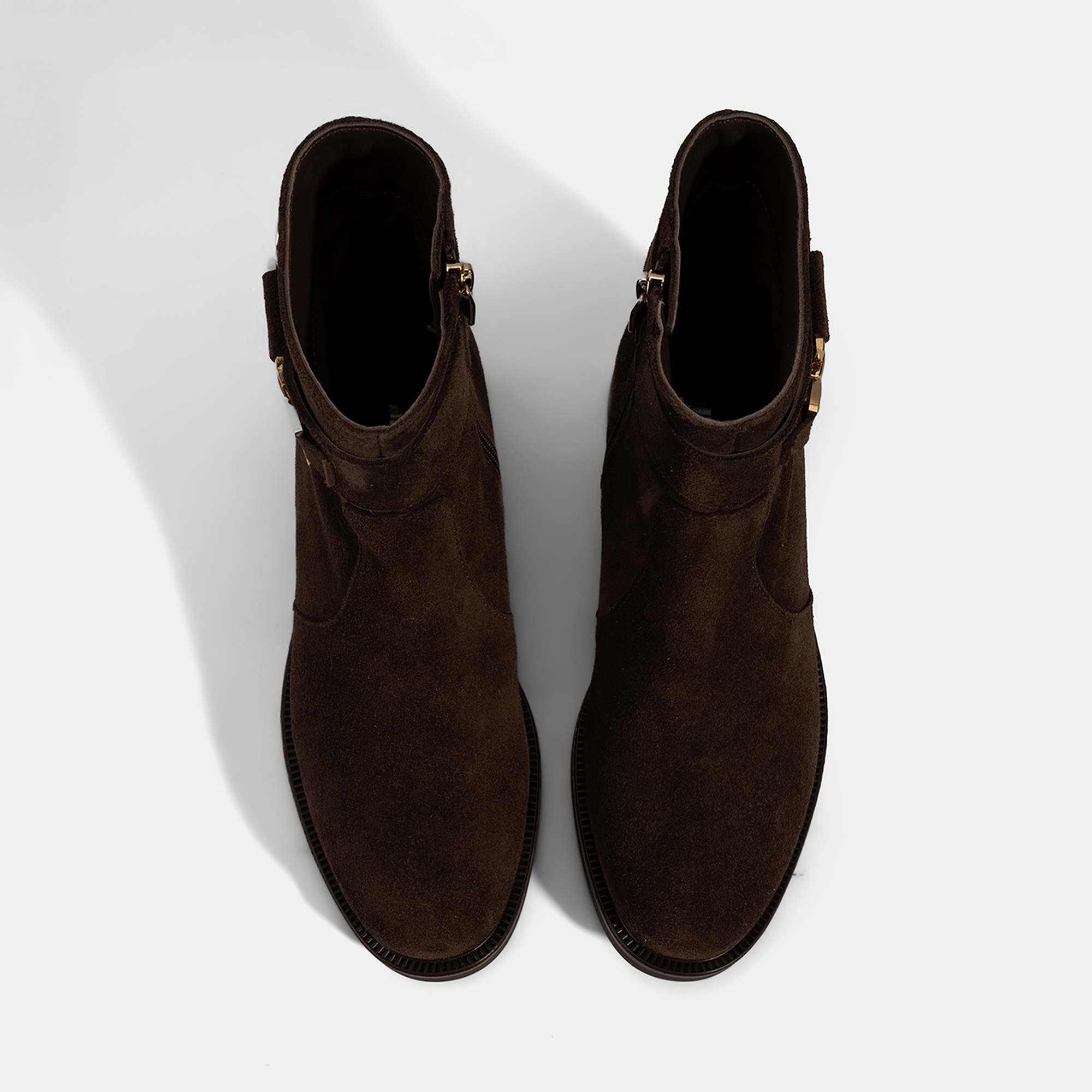 Kadın Kahve Metal Aksesuarlı Süet Bot